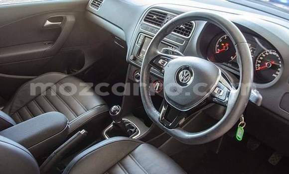 Comprar Usado Volkswagen Polo Vermelho Carro em Maputo em Maputo Comprar Usado Volkswagen Polo Vermelho Carro em Maputo em Maputo