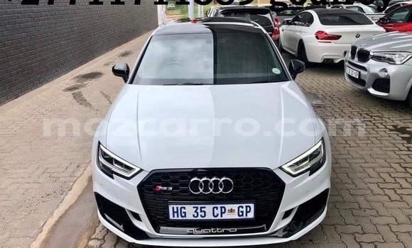 Comprar Usado Audi RS3 Branco Carro em Maputo em Maputo Comprar Usado Audi RS3 Branco Carro em Maputo em Maputo