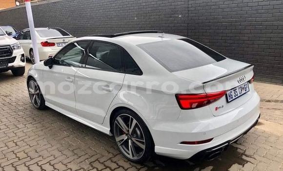 Comprar Usado Audi RS3 Branco Carro em Maputo em Maputo Comprar Usado Audi RS3 Branco Carro em Maputo em Maputo