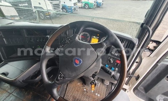 Comprar Usado Scania R420 Branco Caminhão em Maputo em Maputo Comprar Usado Scania R420 Branco Caminhão em Maputo em Maputo