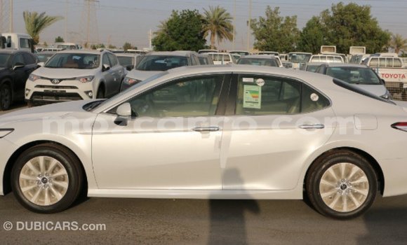 Comprar Importar Toyota Camry Branco Carro em Import - Dubai em Cabo Delgado Comprar Importar Toyota Camry Branco Carro em Import - Dubai em Cabo Delgado