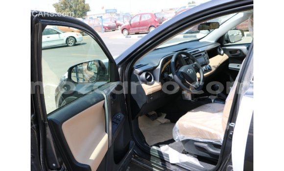 Comprar Importar Toyota RAV4 De outros Carro em Import - Dubai em Cabo Delgado Comprar Importar Toyota RAV4 De outros Carro em Import - Dubai em Cabo Delgado