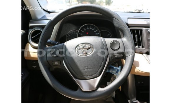 Comprar Importar Toyota RAV4 De outros Carro em Import - Dubai em Cabo Delgado Comprar Importar Toyota RAV4 De outros Carro em Import - Dubai em Cabo Delgado
