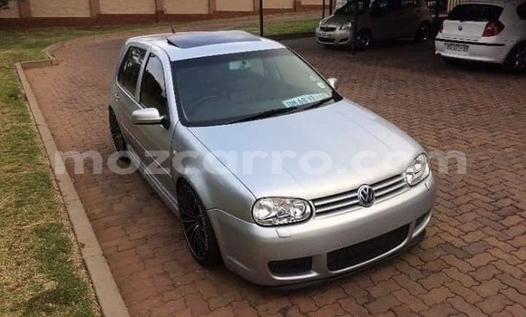 Comprar Usado Volkswagen Golf Prata Carro em Maputo em Maputo Comprar Usado Volkswagen Golf Prata Carro em Maputo em Maputo
