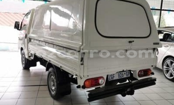 Comprar Usado Hyundai H200 Branco Carro em Maputo em Maputo Comprar Usado Hyundai H200 Branco Carro em Maputo em Maputo