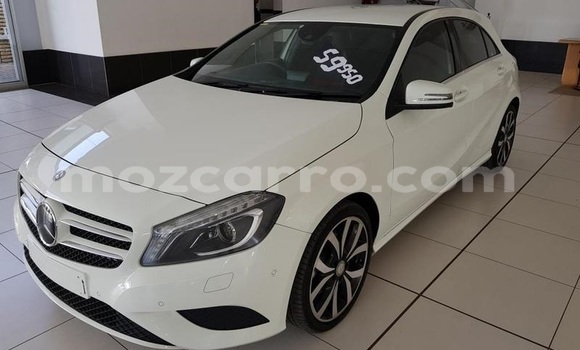 Comprar Usado Mercedes‒Benz A-Class Branco Carro em Mutarara em Tete