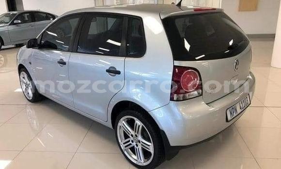 Comprar Usado Volkswagen Polo Prata Carro em Maputo em Maputo Comprar Usado Volkswagen Polo Prata Carro em Maputo em Maputo