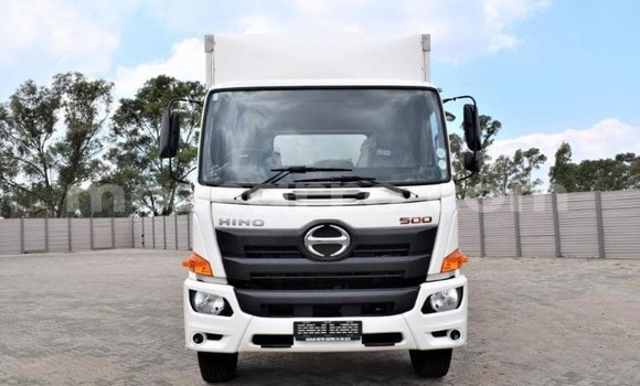 Comprar Usado Toyota Dyna Branco Carro em Maputo em Maputo Comprar Usado Toyota Dyna Branco Carro em Maputo em Maputo