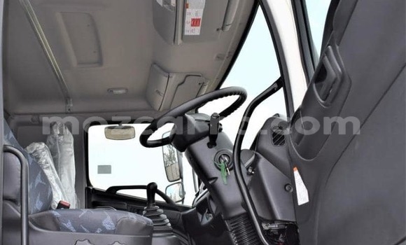 Comprar Usado Toyota Dyna Branco Carro em Maputo em Maputo Comprar Usado Toyota Dyna Branco Carro em Maputo em Maputo