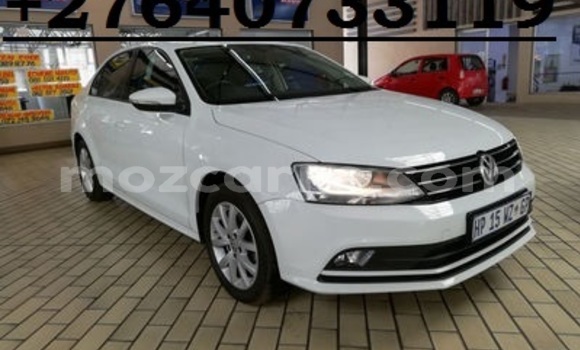 Comprar Usado Volkswagen Jetta Branco Carro em Maputo em Maputo Comprar Usado Volkswagen Jetta Branco Carro em Maputo em Maputo