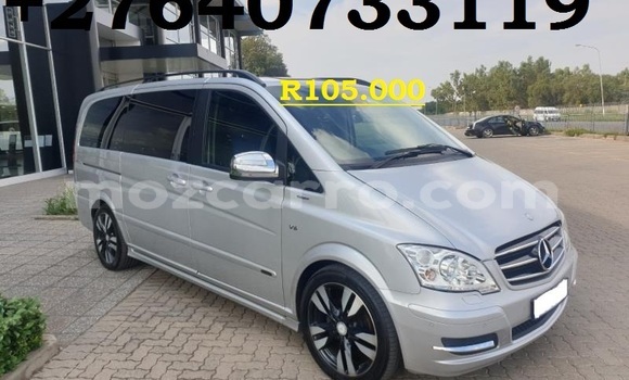 Buy Used Mercedes‒Benz Viano Silver Car in Maputo in Maputo