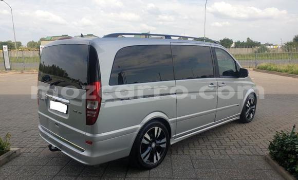 Tenga Tsaru Mercedes‒Benz Viano Sirivha Mota in Maputo in Maputo Tenga Tsaru Mercedes‒Benz Viano Sirivha Mota in Maputo in Maputo