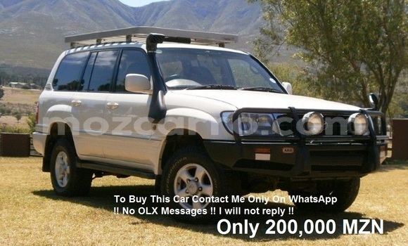 Buy Used Toyota Land Cruiser White Car in Maputo in Maputo