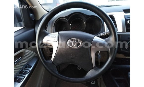 Comprar Importar Toyota Fortuner Branco Carro em Import - Dubai em Cabo Delgado Comprar Importar Toyota Fortuner Branco Carro em Import - Dubai em Cabo Delgado