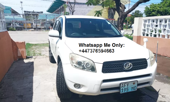 Comprar Usado Toyota RAV4 Branco Carro em Maputo em Maputo Comprar Usado Toyota RAV4 Branco Carro em Maputo em Maputo