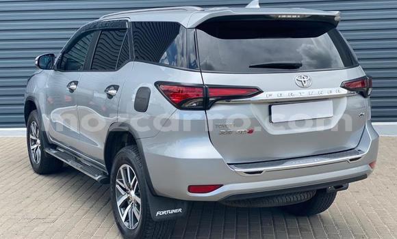 Buy Used Toyota Fortuner Silver Car in Gilé in Zambezia Buy Used Toyota Fortuner Silver Car in Gilé in Zambezia