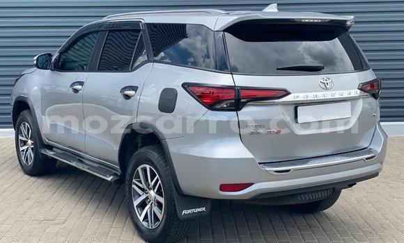 Buy Used Toyota Fortuner Silver Car in Gilé in Zambezia Buy Used Toyota Fortuner Silver Car in Gilé in Zambezia