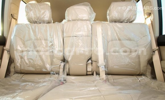 Tenga Imported Toyota Land Cruiser Nhema Mota in Import - Dubai in Cabo Delgado Tenga Imported Toyota Land Cruiser Nhema Mota in Import - Dubai in Cabo Delgado