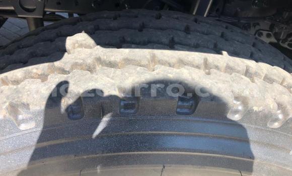 Comprar Usado Mercedes‒Benz 2628 Branco Caminhão em Nampula em Nampula Comprar Usado Mercedes‒Benz 2628 Branco Caminhão em Nampula em Nampula