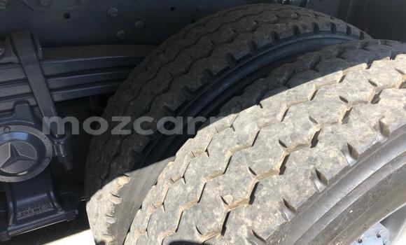 Comprar Usado Mercedes‒Benz 2628 Branco Caminhão em Nampula em Nampula Comprar Usado Mercedes‒Benz 2628 Branco Caminhão em Nampula em Nampula