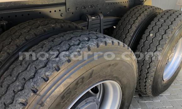 Comprar Usado Mercedes‒Benz 2628 Branco Caminhão em Nampula em Nampula Comprar Usado Mercedes‒Benz 2628 Branco Caminhão em Nampula em Nampula