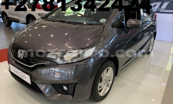 Nunua Ilio tumika Honda Jazz Nyingine Gari ndani ya Maputo nchini Maputo