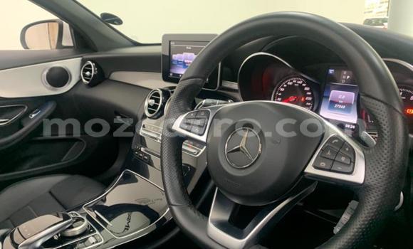 Tenga Tsaru Mercedes‒Benz C-Class Chena Mota in Maputo in Maputo Tenga Tsaru Mercedes‒Benz C-Class Chena Mota in Maputo in Maputo