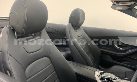 Tenga Tsaru Mercedes‒Benz C-Class Chena Mota in Maputo in Maputo Tenga Tsaru Mercedes‒Benz C-Class Chena Mota in Maputo in Maputo