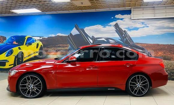 Tenga Tsaru BMW 3-Series Tsvuku Mota in Maputo in Maputo Tenga Tsaru BMW 3-Series Tsvuku Mota in Maputo in Maputo