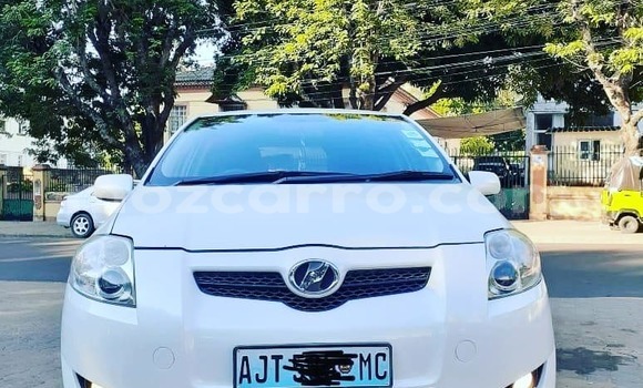Comprar Novo Toyota Auris Branco Carro em Maputo em Maputo Comprar Novo Toyota Auris Branco Carro em Maputo em Maputo