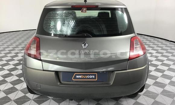 Comprar Usado Renault Megane Prata Carro em Maputo em Maputo Comprar Usado Renault Megane Prata Carro em Maputo em Maputo