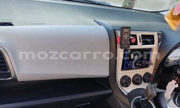 Comprar Usado Toyota Ractis Prata Carro em Maputo em Maputo Comprar Usado Toyota Ractis Prata Carro em Maputo em Maputo
