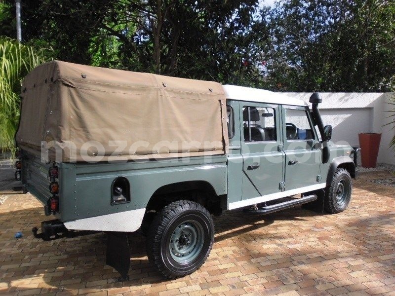 Big with watermark land rover defender maputo maputo 10043