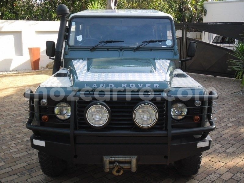 Big with watermark land rover defender maputo maputo 10043