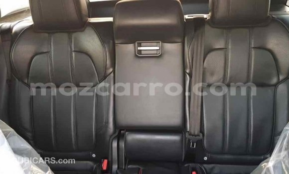 Tenga Imported Land Rover Range Rover Chena Mota in Import - Dubai in Cabo Delgado Tenga Imported Land Rover Range Rover Chena Mota in Import - Dubai in Cabo Delgado