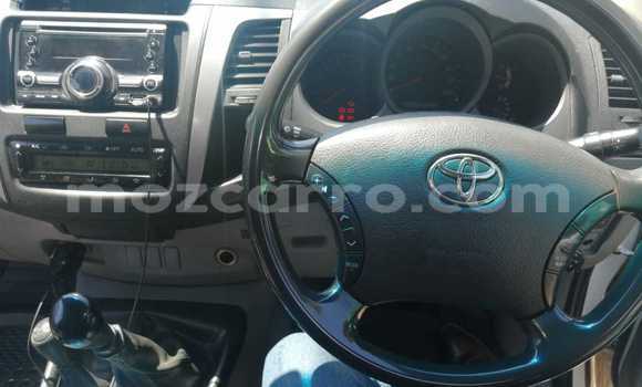 Comprar Usado Toyota Hilux Branco Carro em Maputo em Maputo Comprar Usado Toyota Hilux Branco Carro em Maputo em Maputo