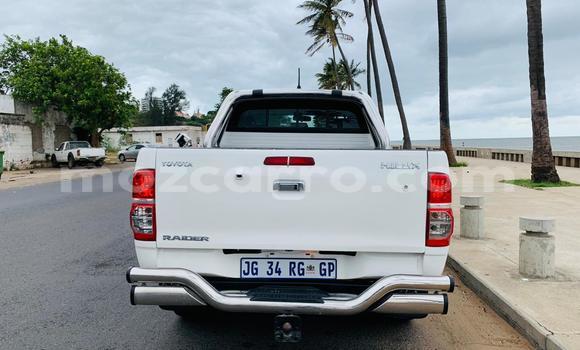Comprar Usado Toyota Hilux Branco Carro em Maputo em Maputo Comprar Usado Toyota Hilux Branco Carro em Maputo em Maputo