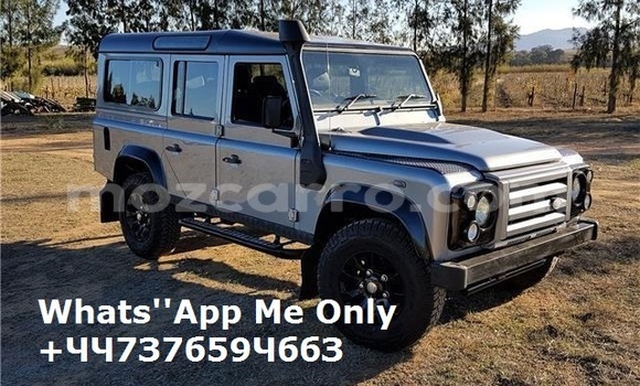 Comprar Usado Land Rover Defender Prata Carro em Maputo em Maputo Comprar Usado Land Rover Defender Prata Carro em Maputo em Maputo