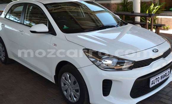 Nunua Ilio tumika Kia Rio Nyeupe Gari ndani ya Maputo nchini Maputo Nunua Ilio tumika Kia Rio Nyeupe Gari ndani ya Maputo nchini Maputo