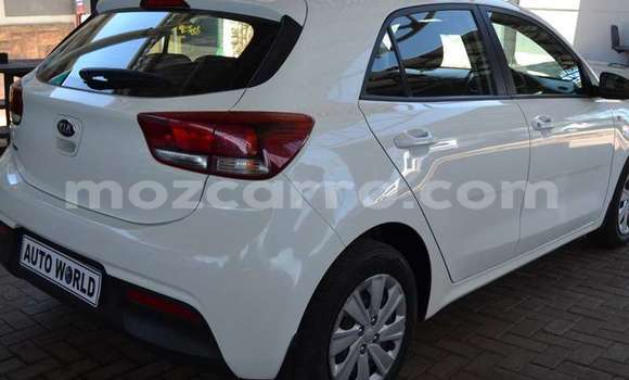 Comprar Usado Kia Rio Branco Carro em Maputo em Maputo Comprar Usado Kia Rio Branco Carro em Maputo em Maputo