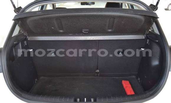 Comprar Usado Kia Rio Branco Carro em Maputo em Maputo Comprar Usado Kia Rio Branco Carro em Maputo em Maputo