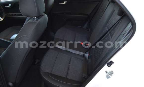 Comprar Usado Kia Rio Branco Carro em Maputo em Maputo Comprar Usado Kia Rio Branco Carro em Maputo em Maputo