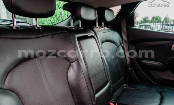 Tenga Tsaru Hyundai ix35 Tsvuku Mota in Maputo in Maputo Tenga Tsaru Hyundai ix35 Tsvuku Mota in Maputo in Maputo