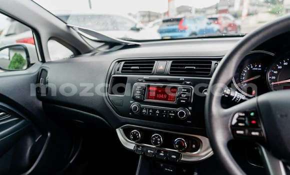Comprar Usado Kia Rio Branco Carro em Maputo em Maputo Comprar Usado Kia Rio Branco Carro em Maputo em Maputo