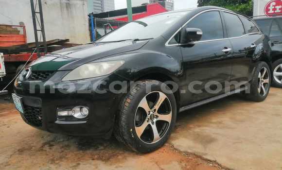 Nunua Ilio tumika Mazda CX-7 Nyeusi Gari ndani ya Maputo nchini Maputo