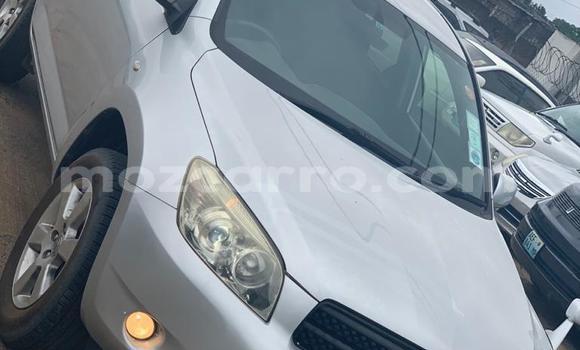 Comprar Usado Toyota RAV4 Prata Carro em Maputo em Maputo Comprar Usado Toyota RAV4 Prata Carro em Maputo em Maputo