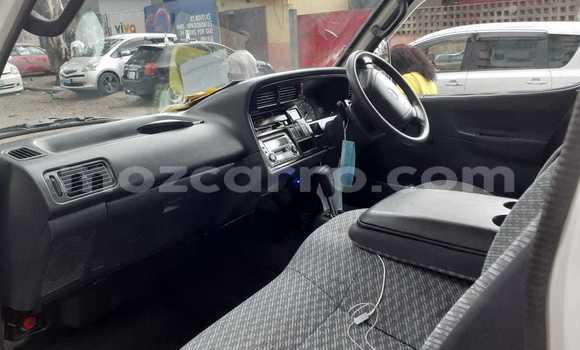 Comprar Novo Toyota Hiace Branco Carro em Maputo em Maputo Comprar Novo Toyota Hiace Branco Carro em Maputo em Maputo
