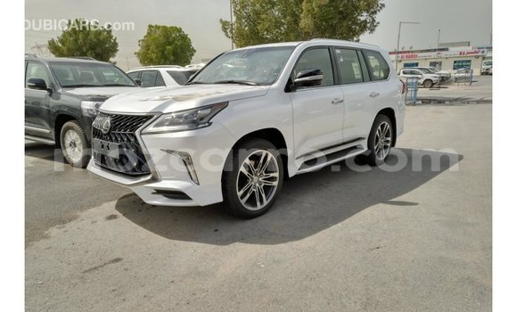 Comprar Importar Lexus LX Branco Carro em Import - Dubai em Cabo Delgado Comprar Importar Lexus LX Branco Carro em Import - Dubai em Cabo Delgado