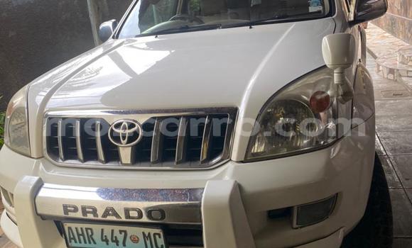 Comprar Usado Toyota Prado Branco Carro em Maputo em Maputo