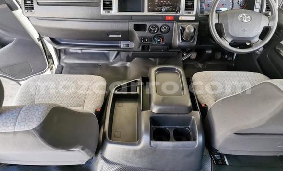 Comprar Usado Toyota 4Runner Branco Carro em Maputo em Maputo Comprar Usado Toyota 4Runner Branco Carro em Maputo em Maputo